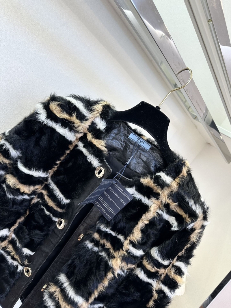 Pra*a outwear